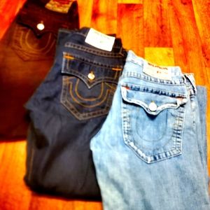 Bundle of true religion waist 32